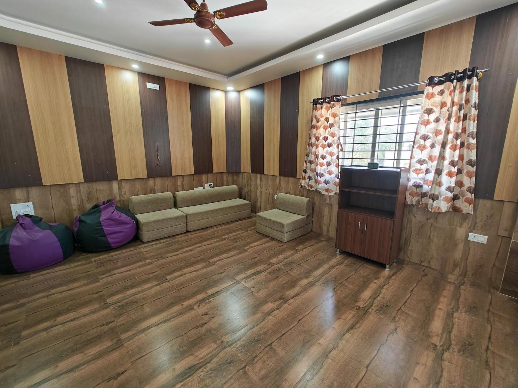 Sampada Homestay Bangalore Exterior foto